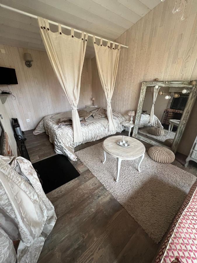 La Maisonnette De Cancan Mont-près-Chambord Buitenkant foto